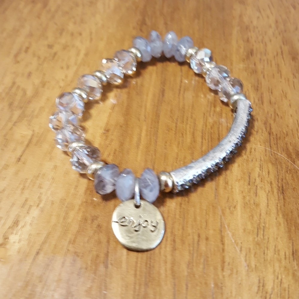 Cute sparkly stretch bracelet